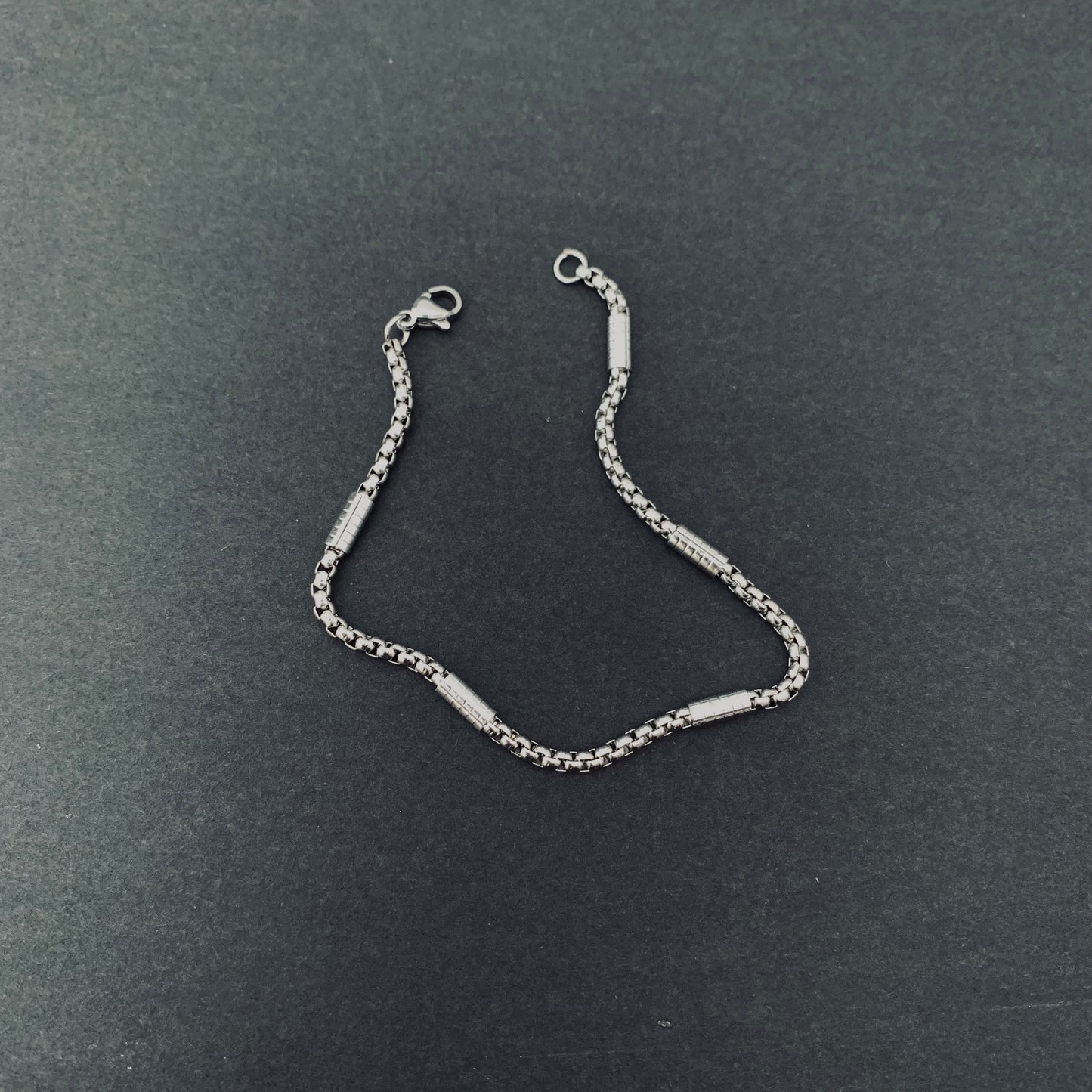 Silver-toned Link Chain Bracelet