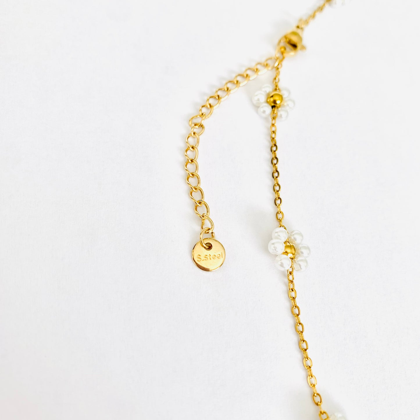 Daisy Chain Necklace with Pearls