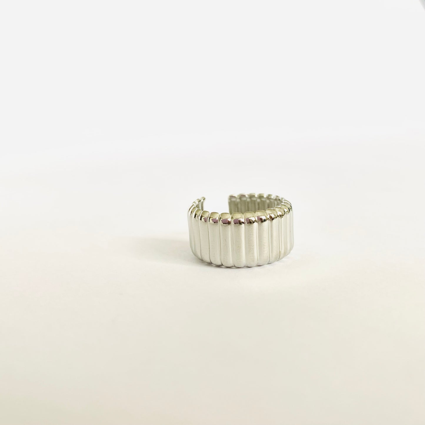Silver Ribbed Ring