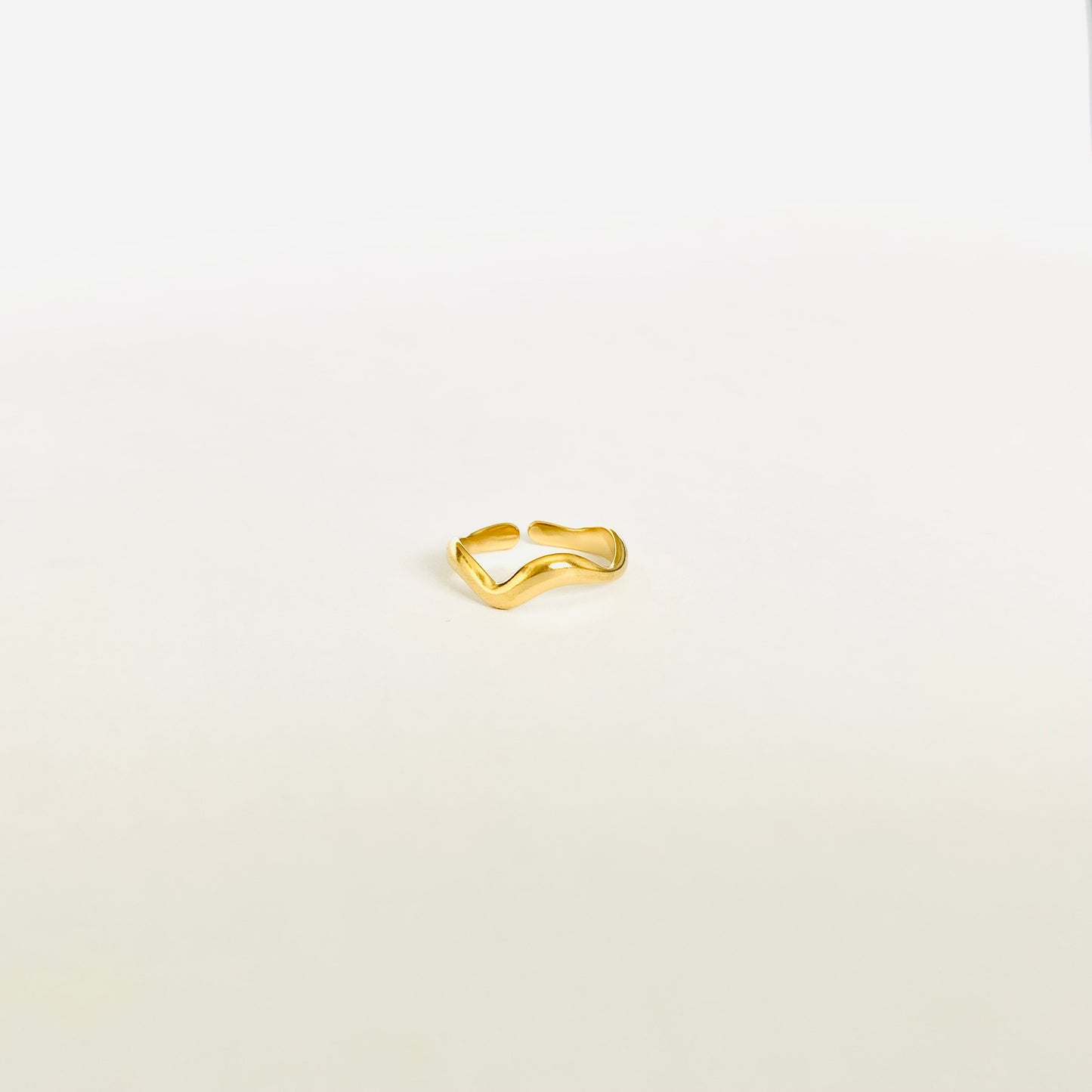 Gold Wave Ring