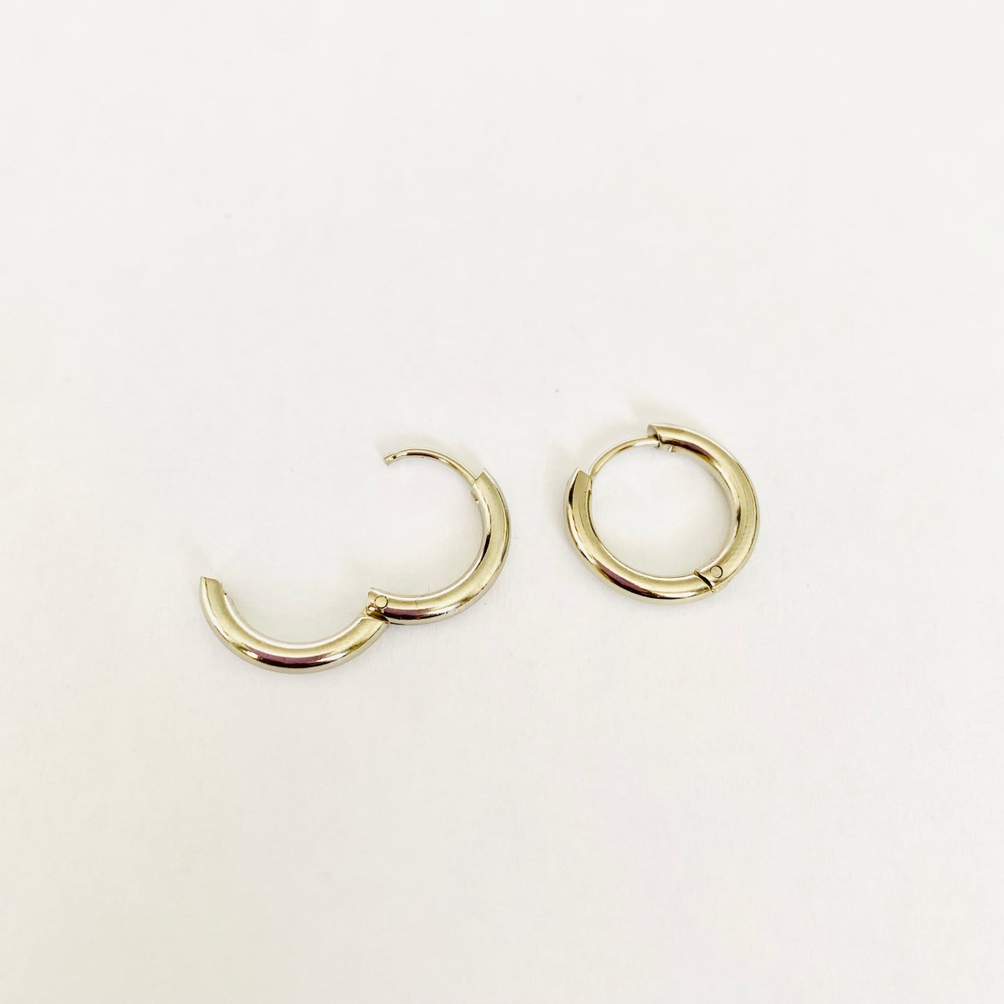 Silver Circle Hoops (12mm)