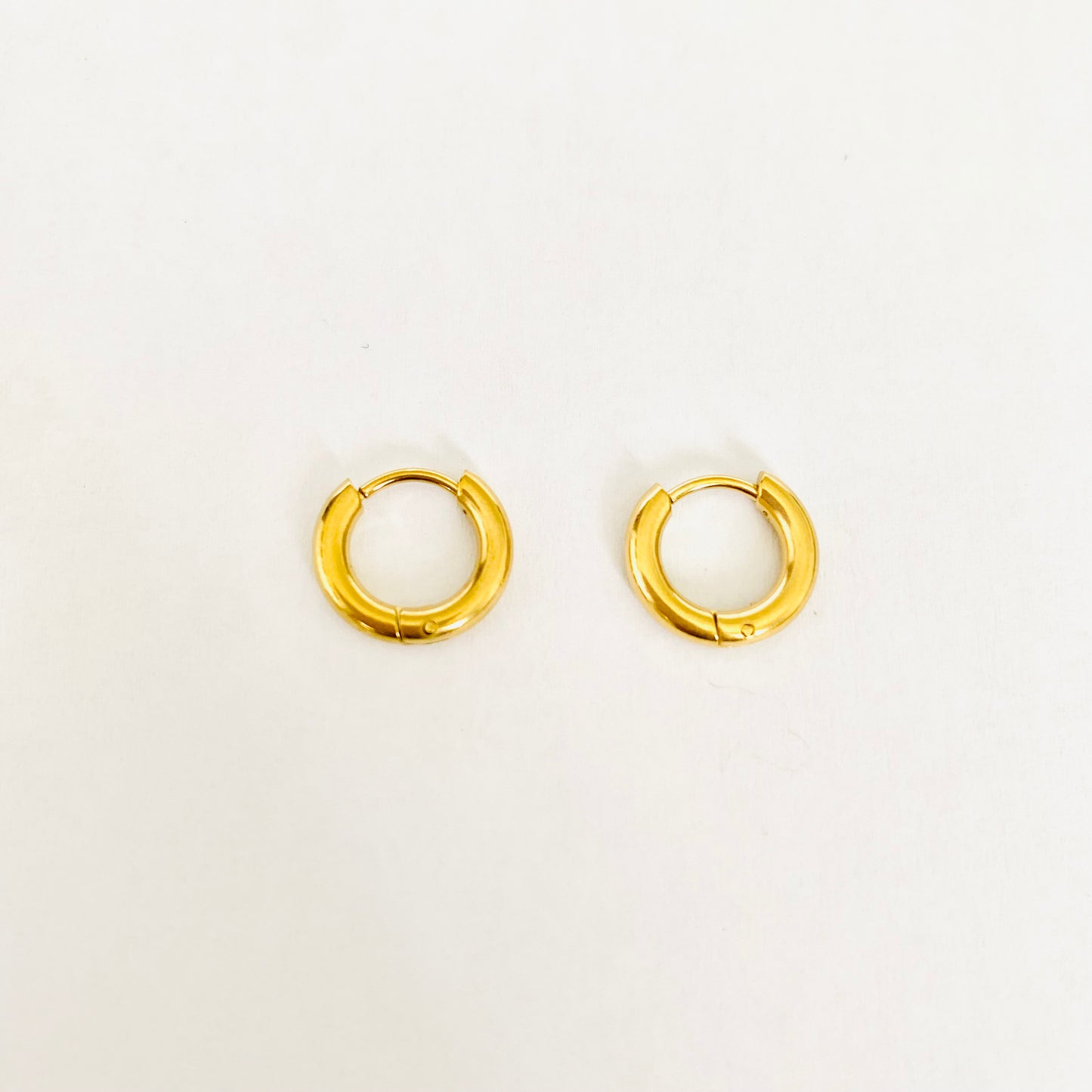 Golden Circle Hoops (8mm)