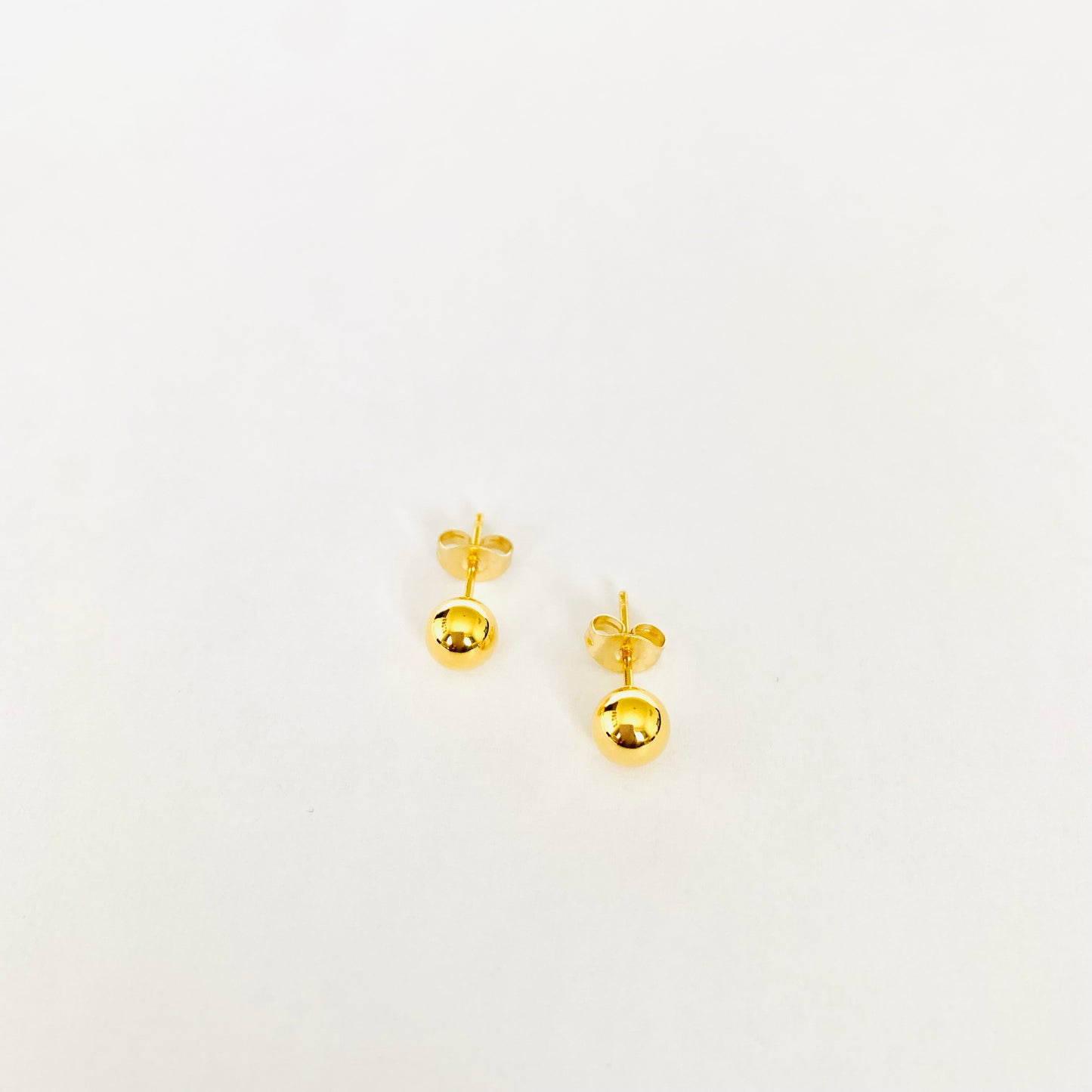 Gold Sphere Studs (M)