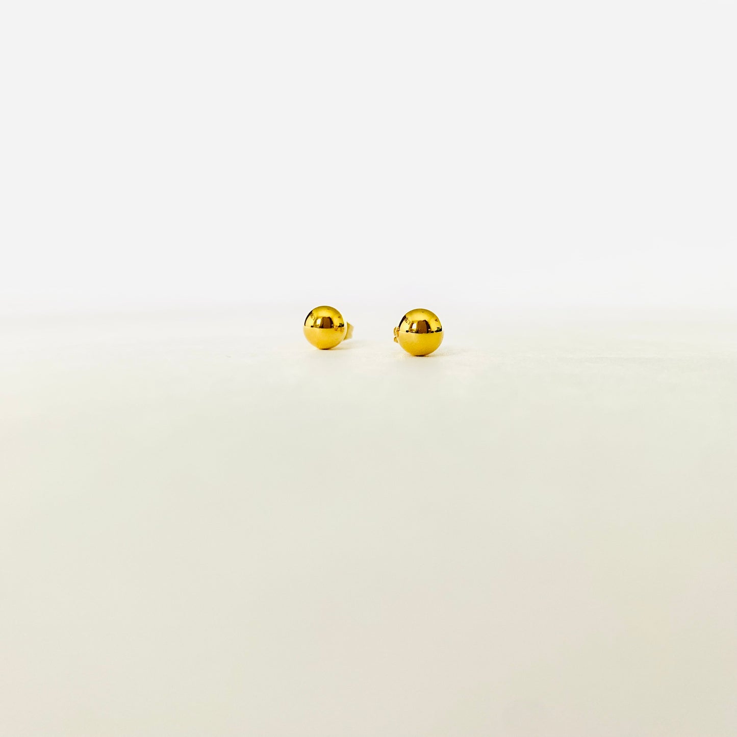 Gold Sphere Studs (M)