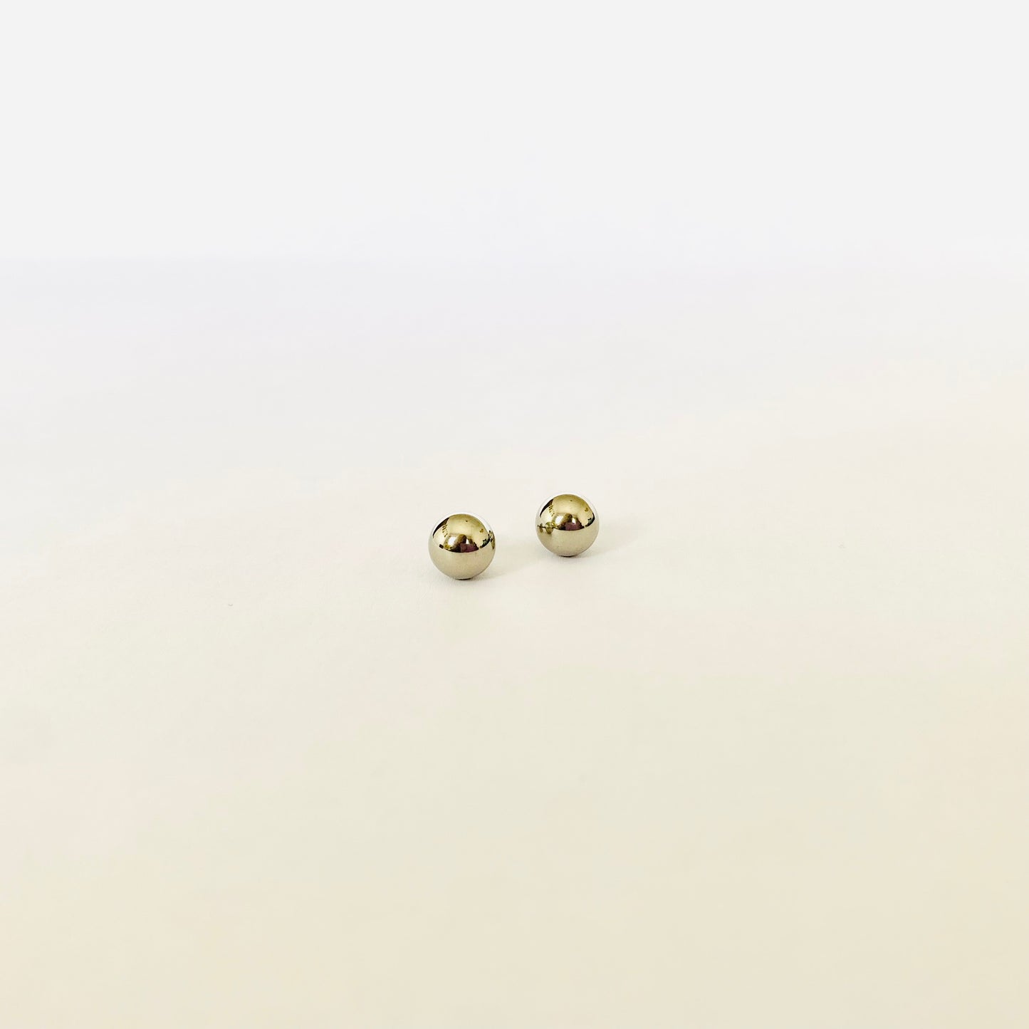 Silver Sphere Studs (8mm)