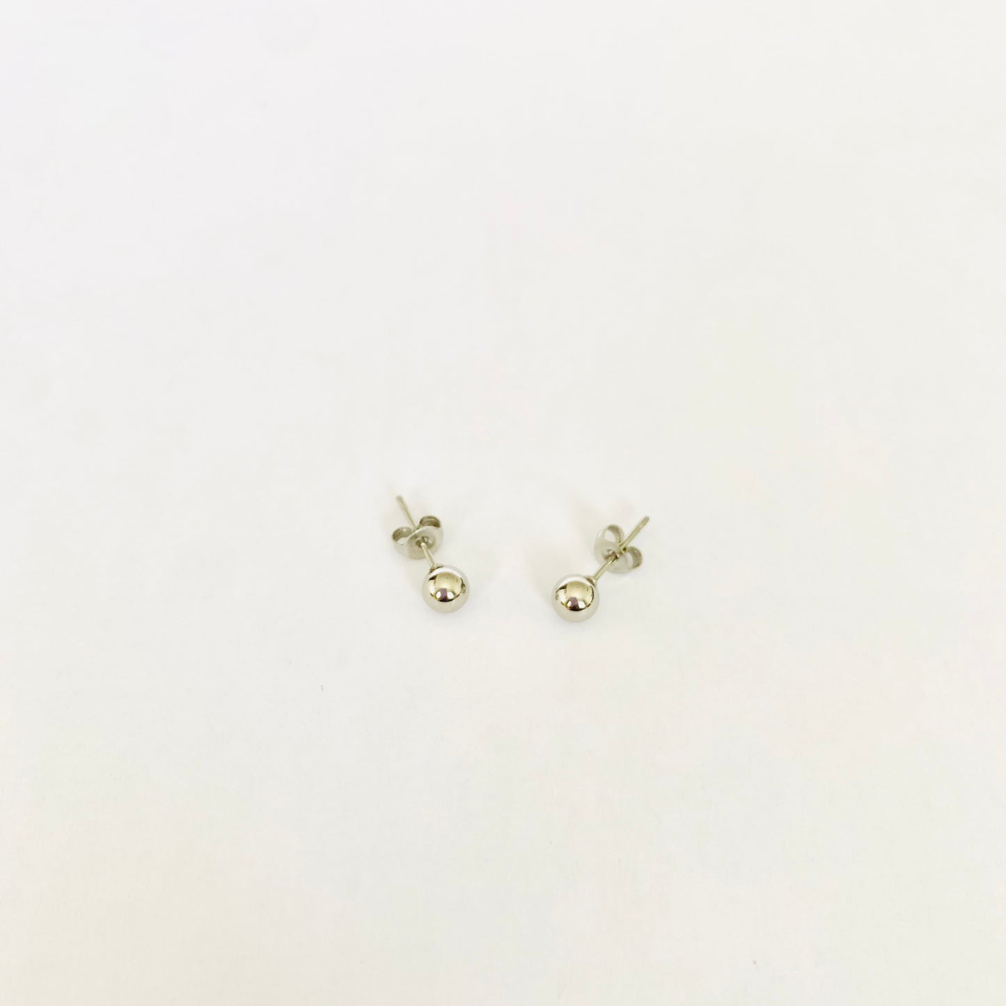 Silver Sphere Studs (5mm)