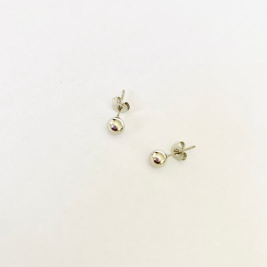 Silver Sphere Studs (5mm)