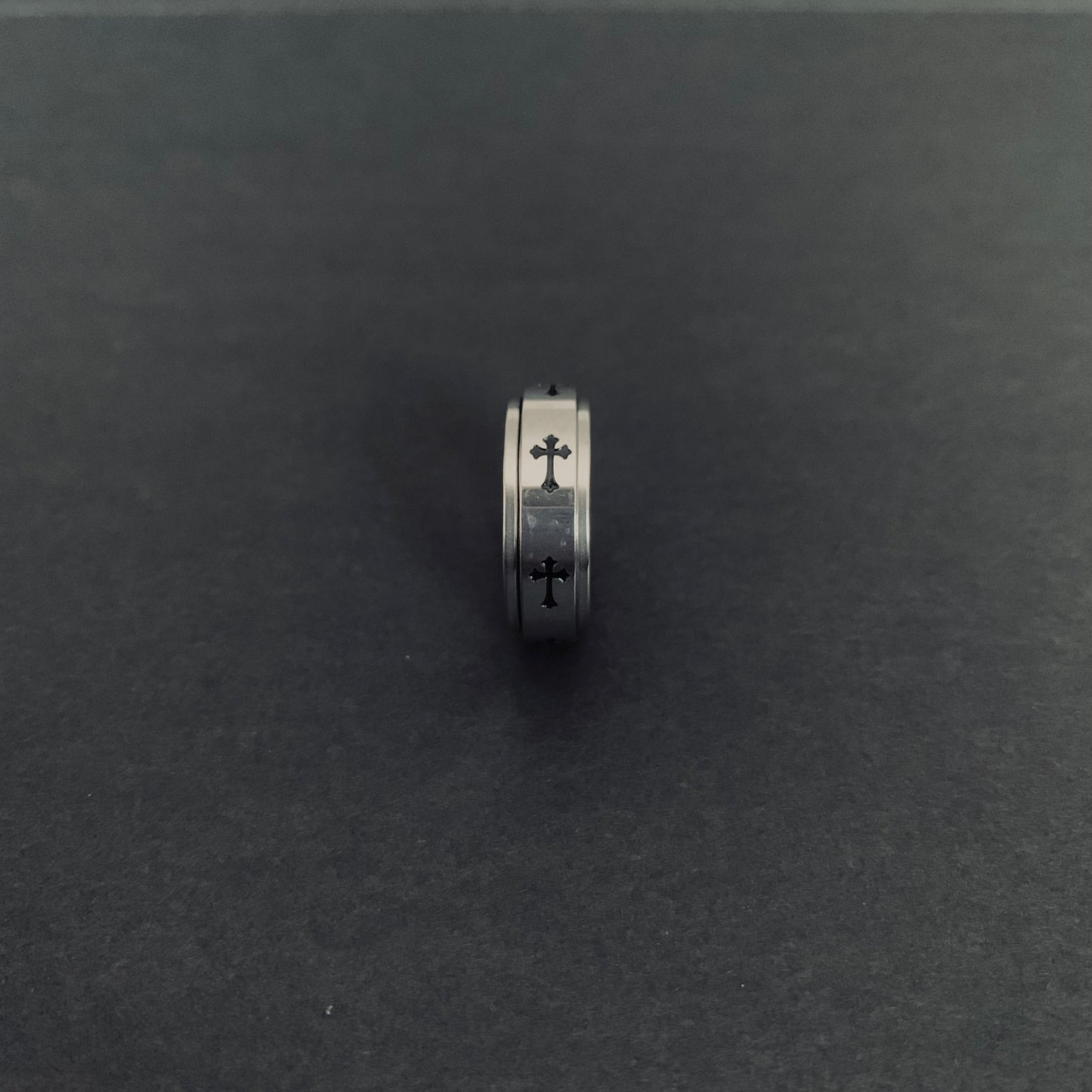 Cross Spinner Ring