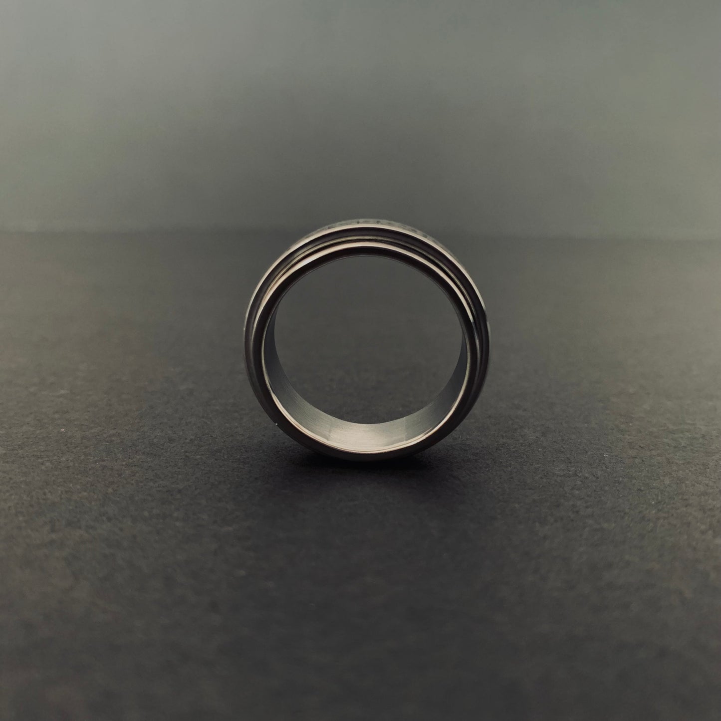 Silver-toned Celtic Knot Spinner Ring