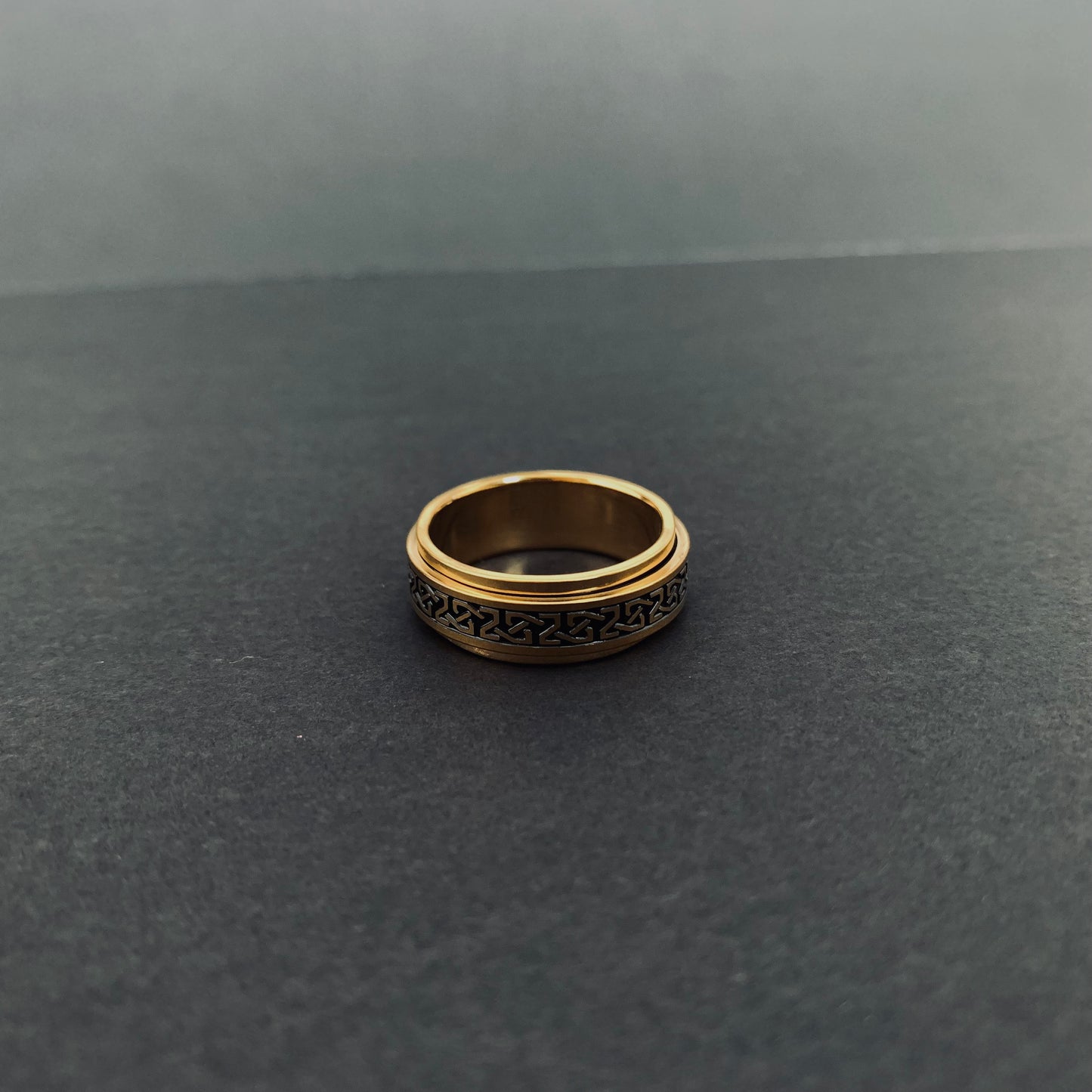 Gold-toned Celtic Knot Spinner Ring