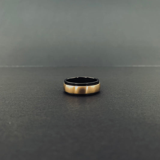 Gold Band Spinner Ring