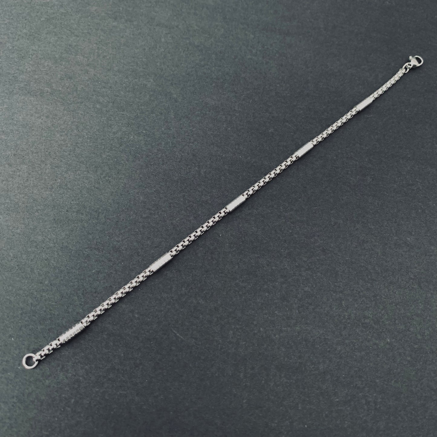 Silver-toned Link Chain Bracelet