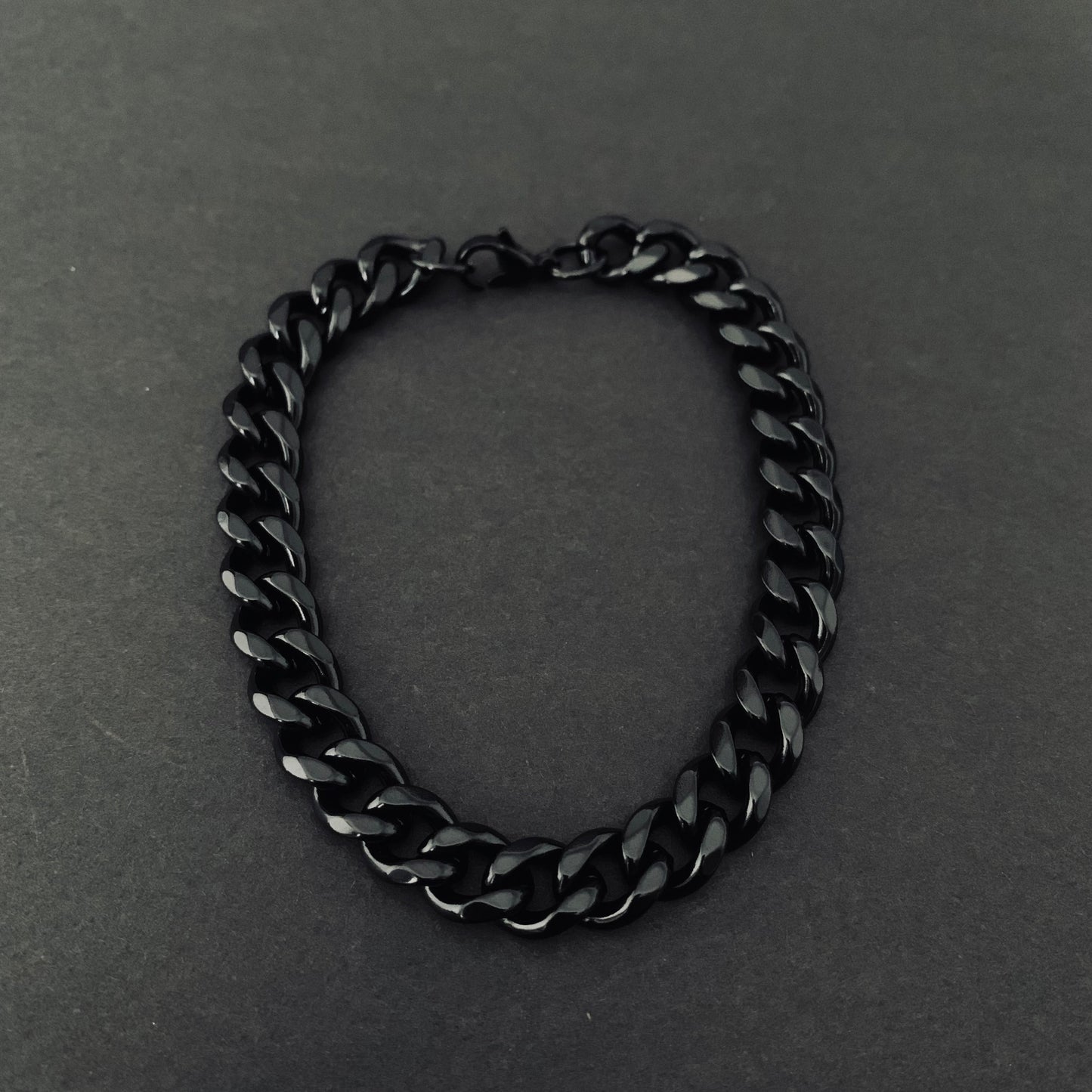Black Curb Chain Bracelet (9mm)