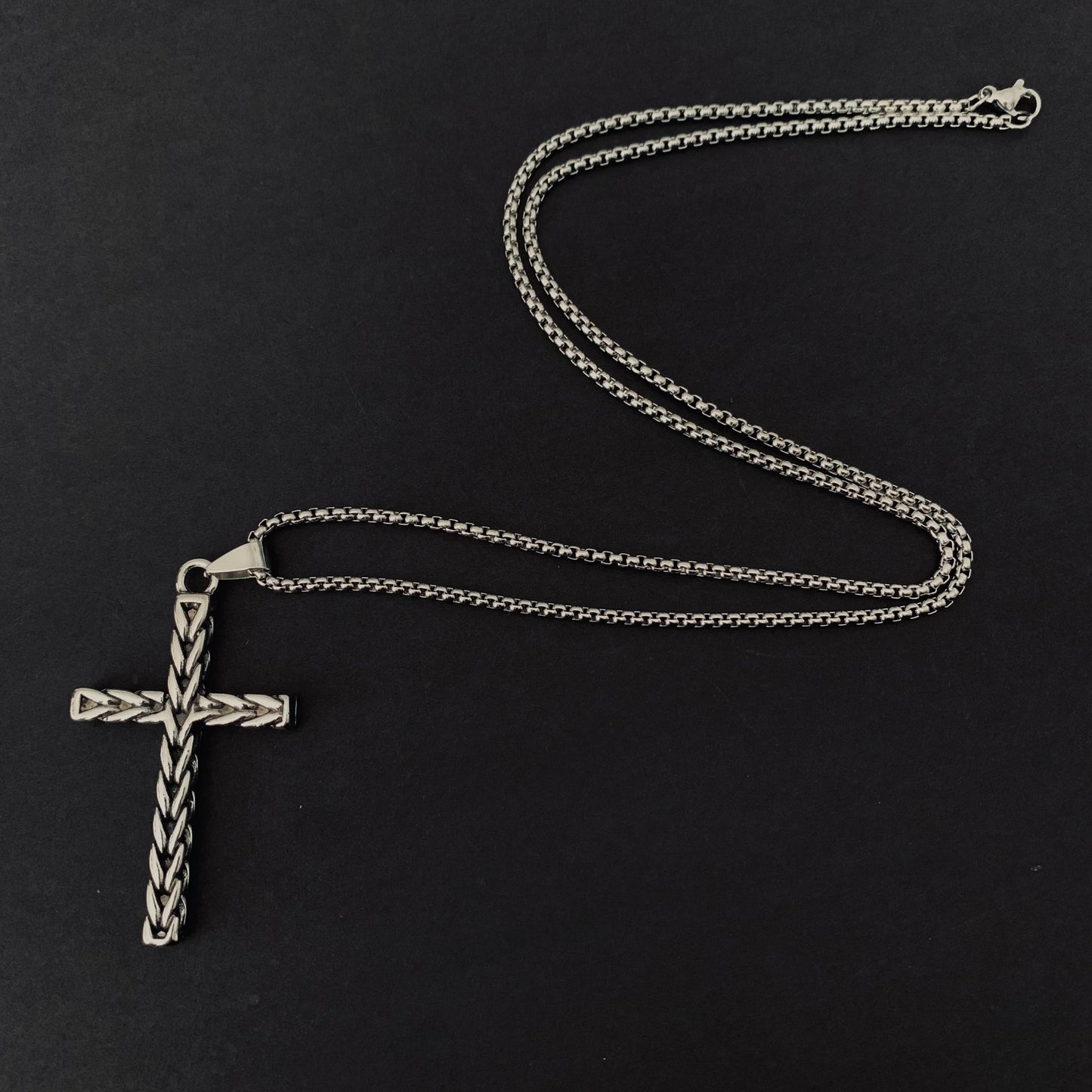 Silver Line Pattern Cross Pendant