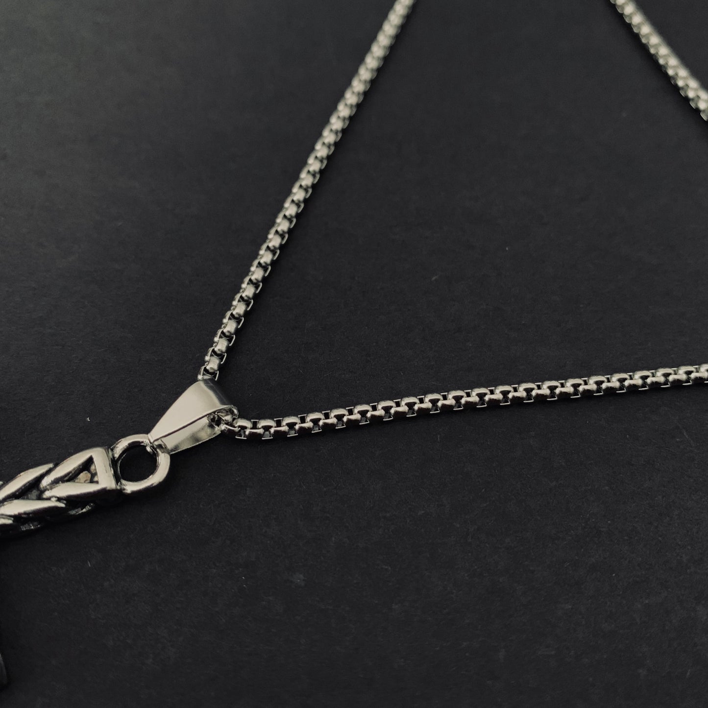 Silver Line Pattern Cross Pendant