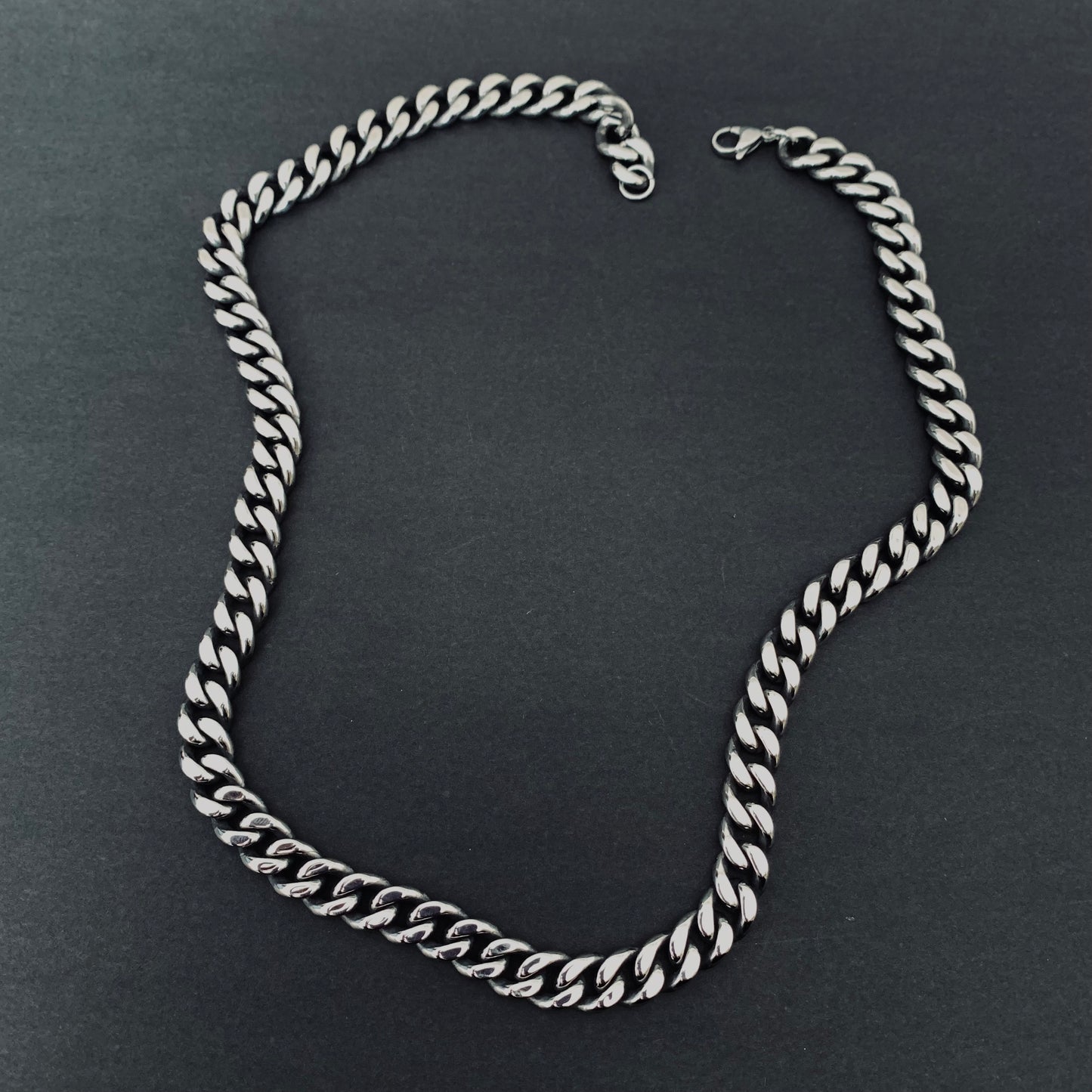 Retro Silver  Cuban Link Chain Necklace