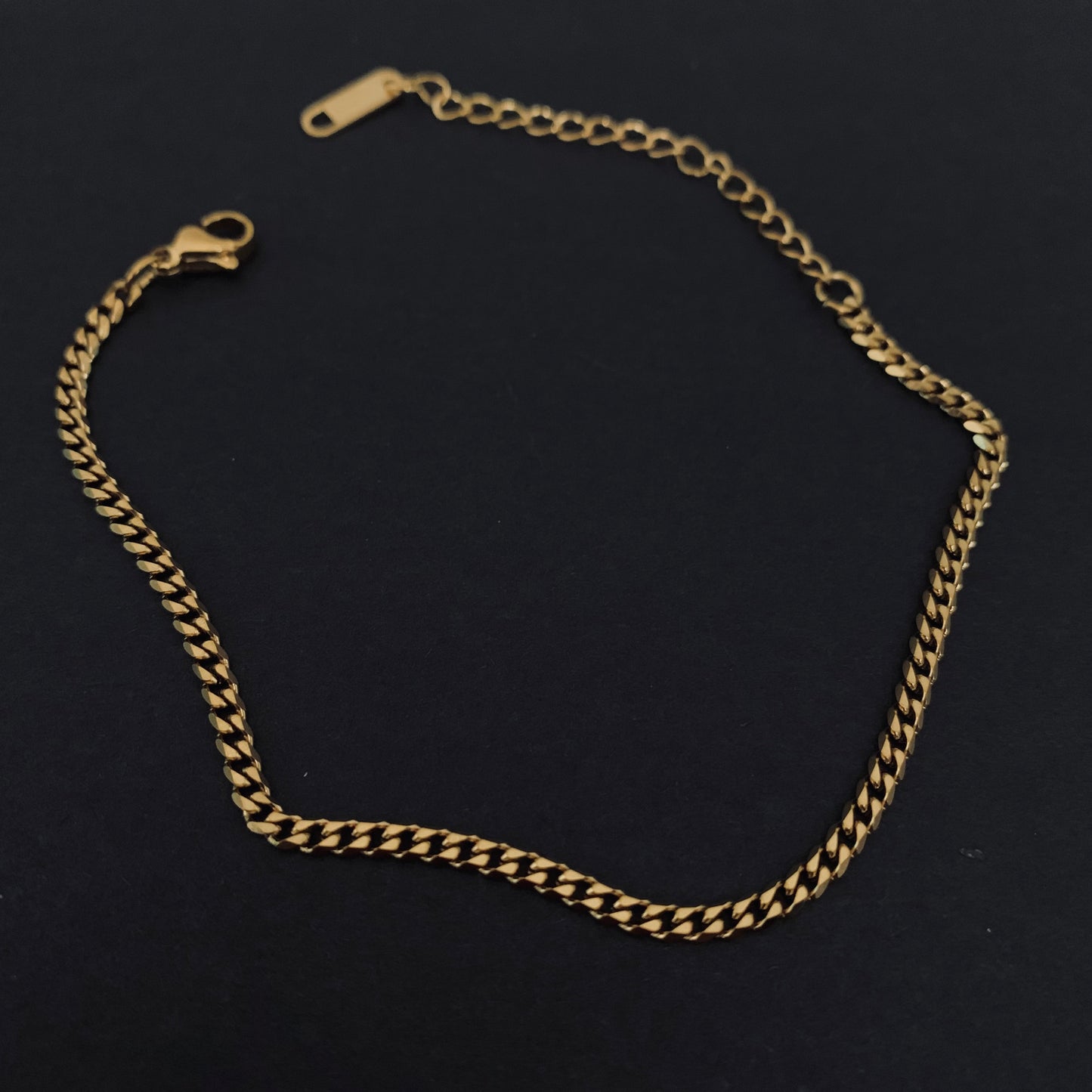 Gold Curb Link Bracelet
