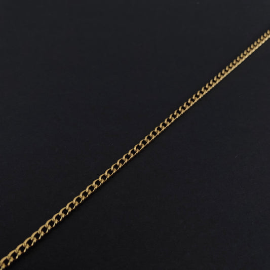 Gold Curb Link Chain Bracelet