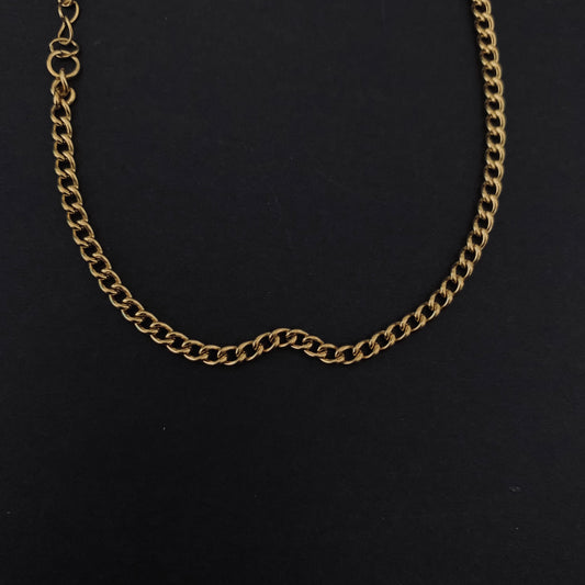 Gold Curb Link Chain Bracelet